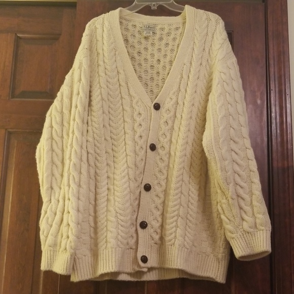 L.L. Bean Other - LL Bean 100% wool mens sweater